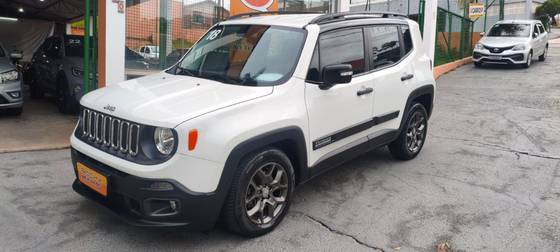 JEEP RENEGADE 1.8 16V FLEX SPORT 4P AUTOMÁTICO JEEP RENEGADE 1.8 16V FLEX SPORT 4P AUTOMÁTICO